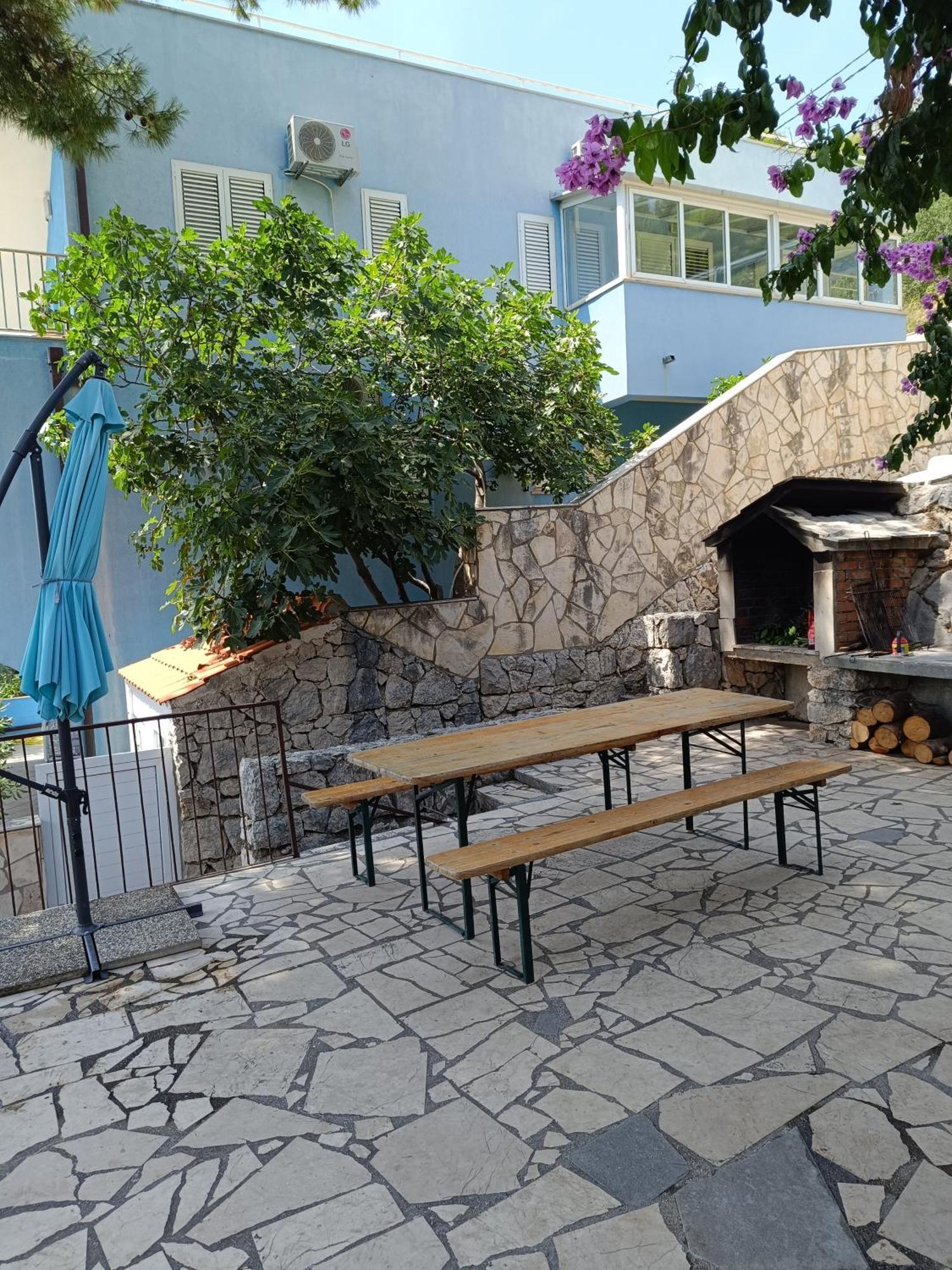 צלינה Studio Apartmani Tucic מראה חיצוני תמונה