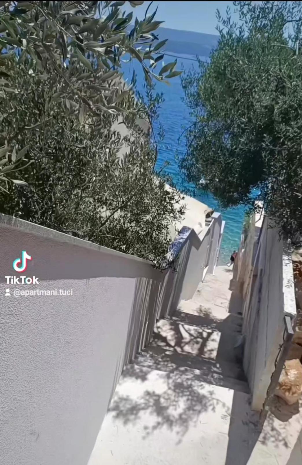 צלינה Studio Apartmani Tucic מראה חיצוני תמונה